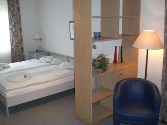 Moorland Hotel Am Senkelteich 블로토 객실 사진